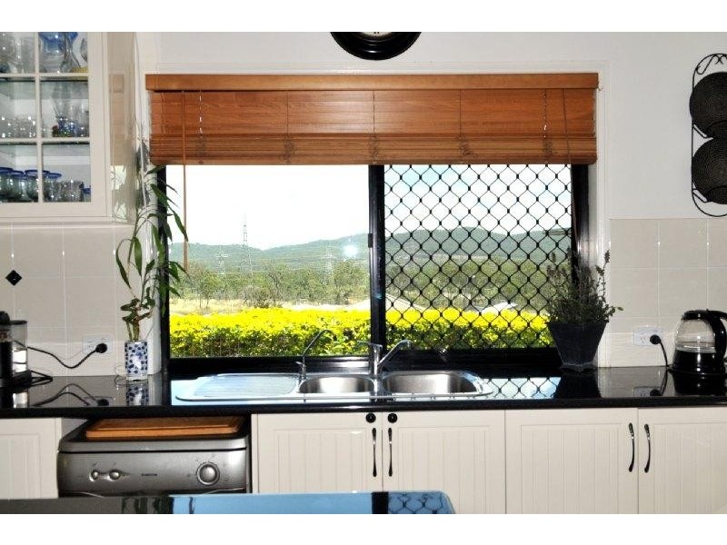 198 J Hickey Avenue, Gladstone QLD 4680