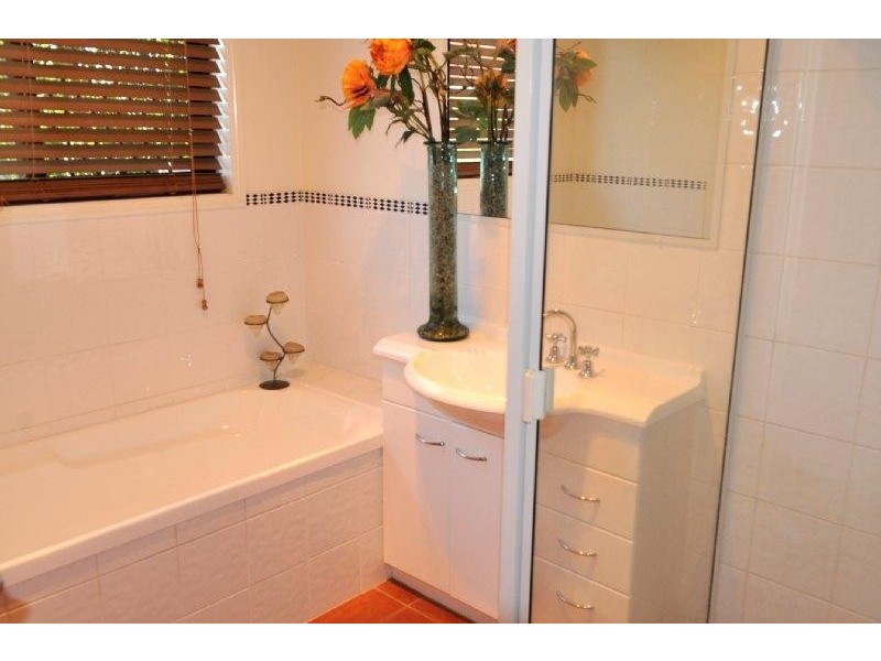 198 J Hickey Avenue, Gladstone QLD 4680