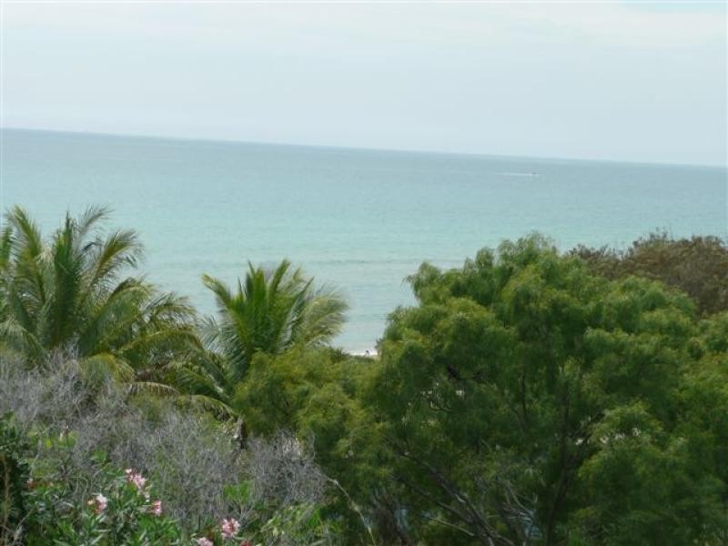 12 Ocean Street, Tannum Sands QLD 4680