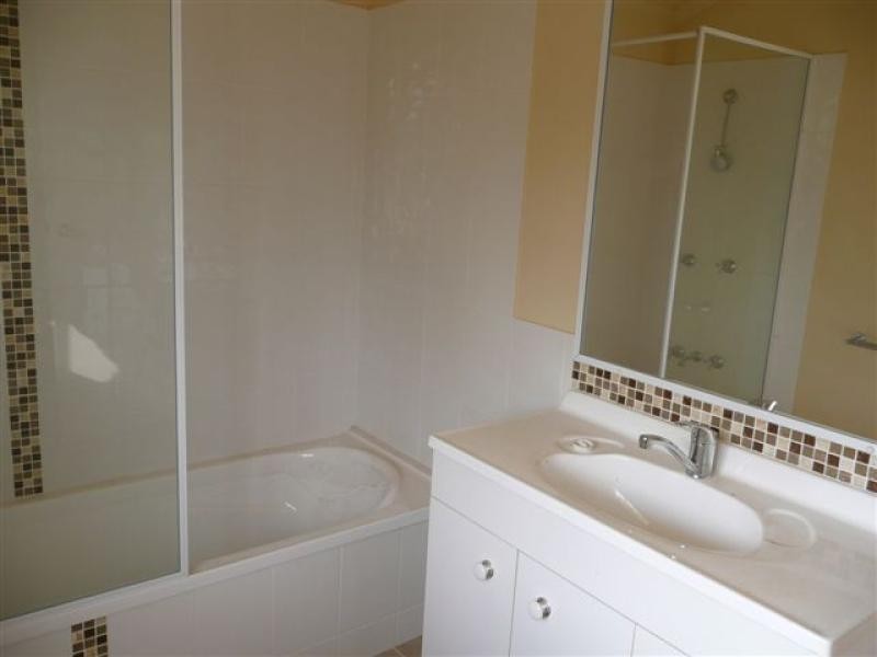 16 Fowler Street, Gladstone QLD 4680