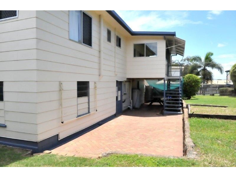 4 Acacia Court, Gladstone QLD 4680