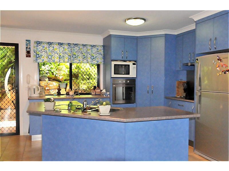 4 Cassia Crt, Gladstone QLD 4680