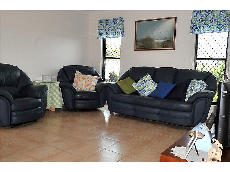 4 Cassia Crt, Gladstone QLD 4680