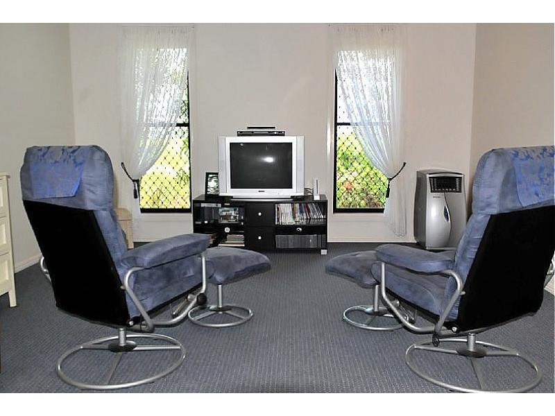 4 Cassia Crt, Gladstone QLD 4680