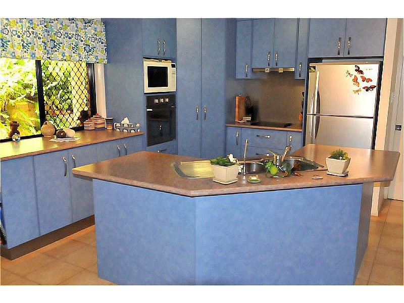 4 Cassia Crt, Gladstone QLD 4680