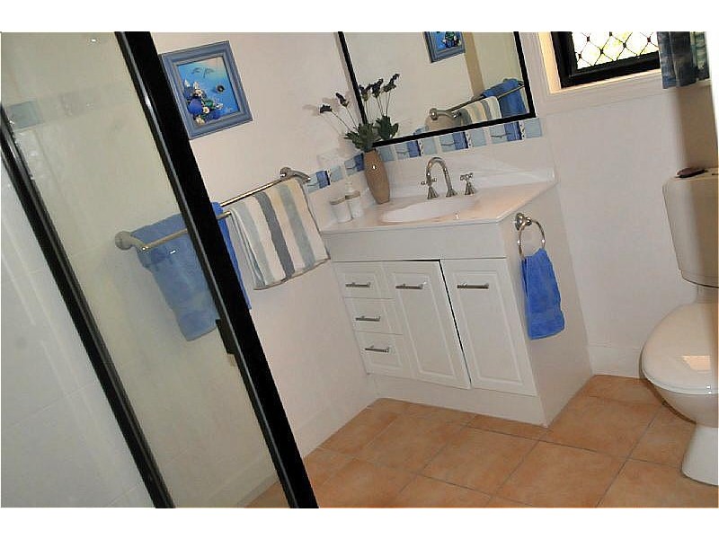 4 Cassia Crt, Gladstone QLD 4680