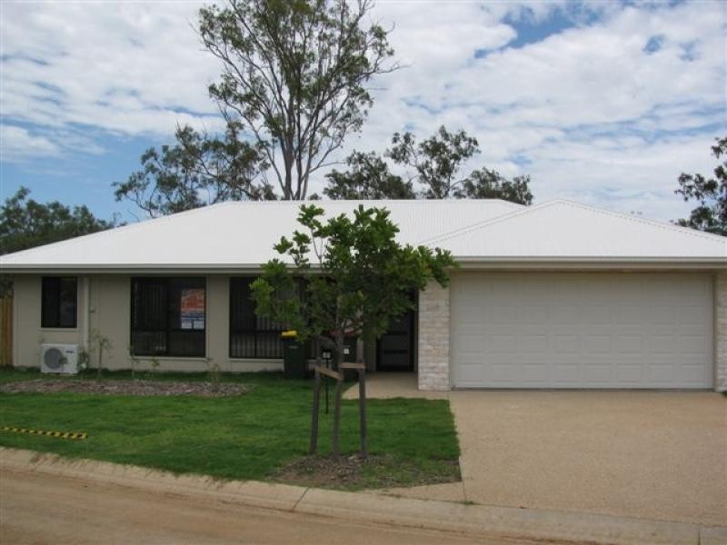 40 Stoneybrook Drive, Gladstone QLD 4680