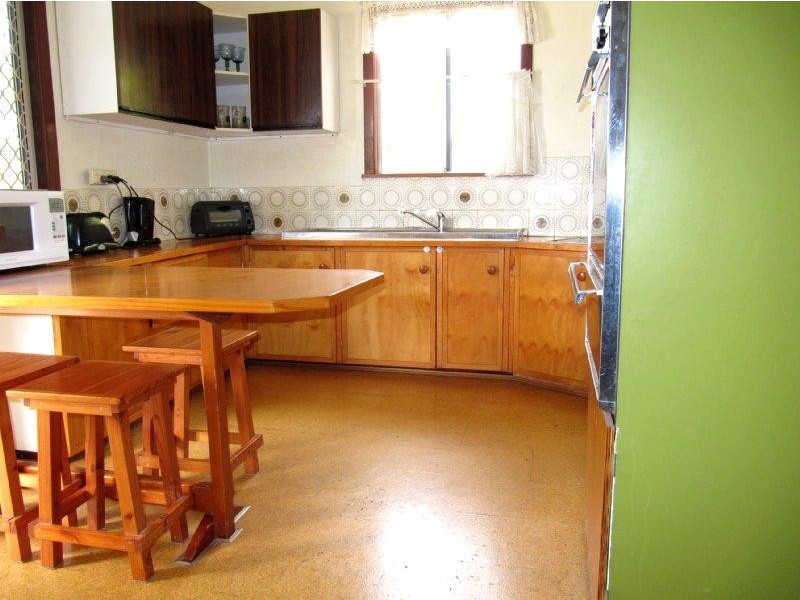 27 Fisher Street, Gladstone QLD 4680