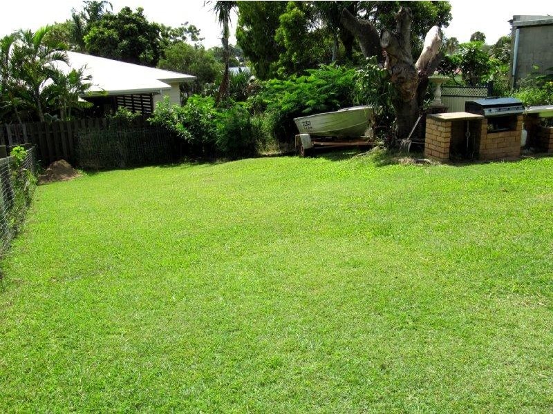 27 Fisher Street, Gladstone QLD 4680
