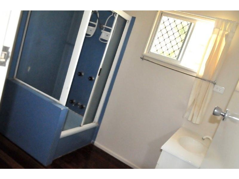 4 Acacia Court, Gladstone QLD 4680