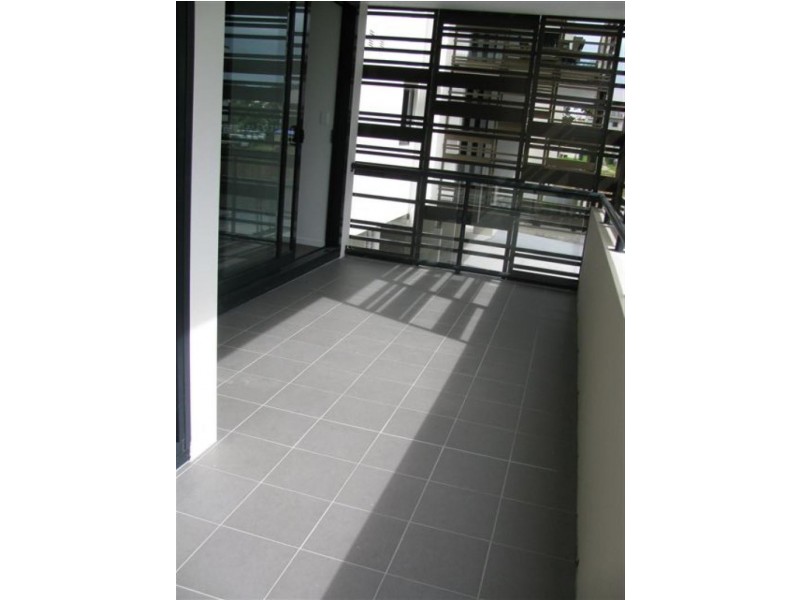 Unit 216/80 Glenlyon Road, Gladstone QLD 4680