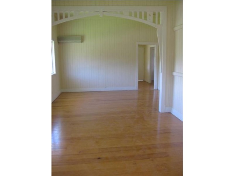 16 Fowler Street, Gladstone QLD 4680