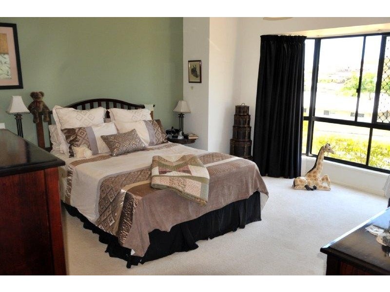 198 J Hickey Avenue, Gladstone QLD 4680