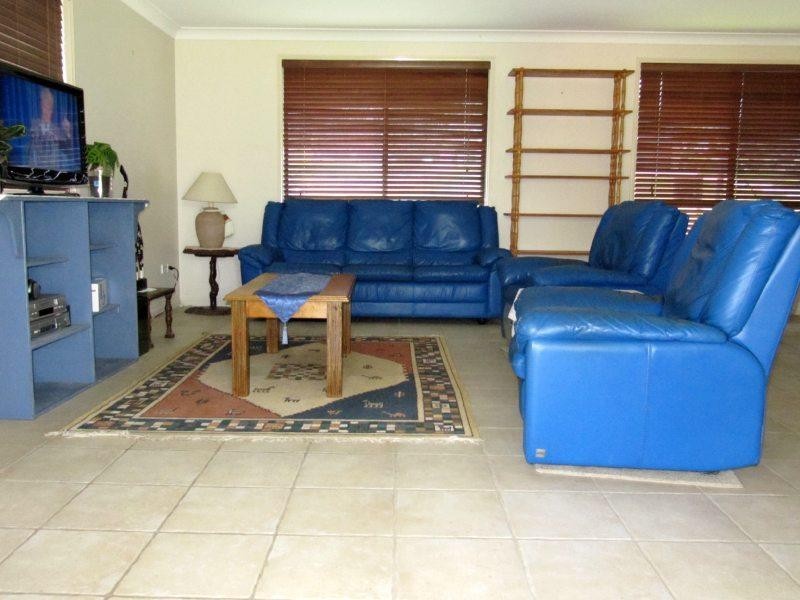 15 Carthurbie Crt, Gladstone QLD 4680