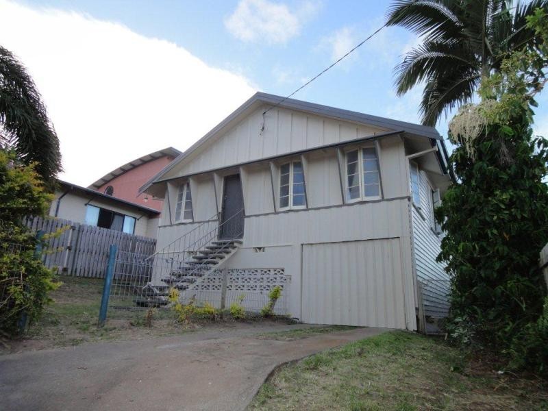 48 Yarroon Street, Gladstone QLD 4680