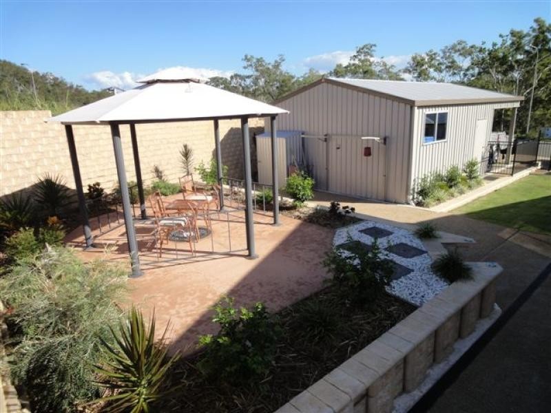 2 Phoenix Place, Gladstone QLD 4680