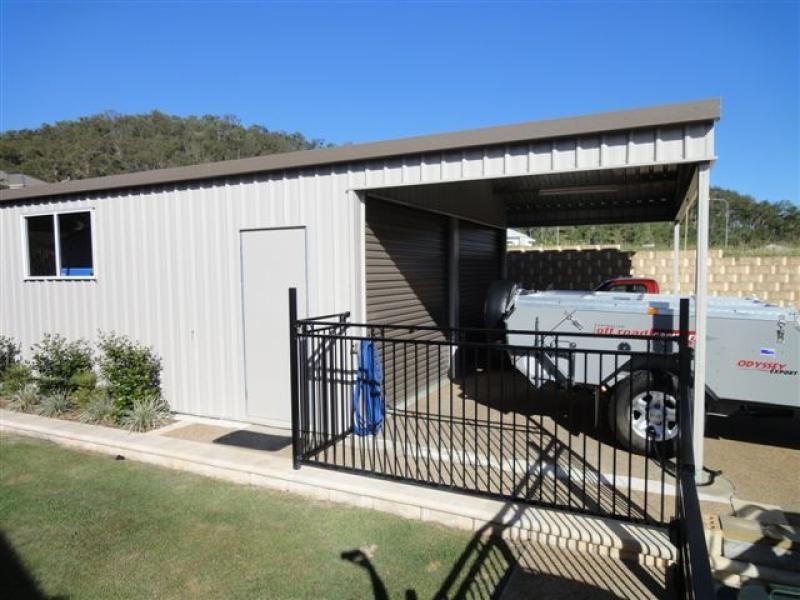 2 Phoenix Place, Gladstone QLD 4680