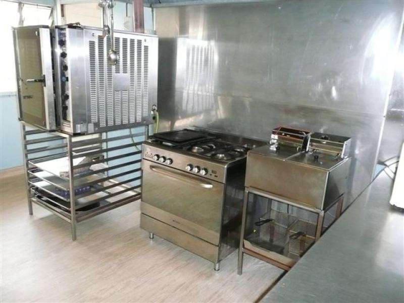 33 Raglan Street, Mount Larcom QLD 4695