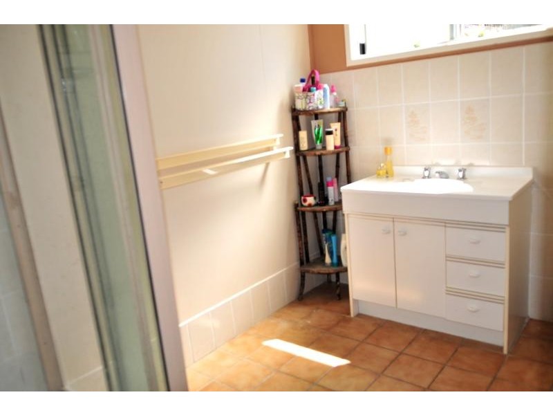 6 Gidgee Court, Gladstone QLD 4680