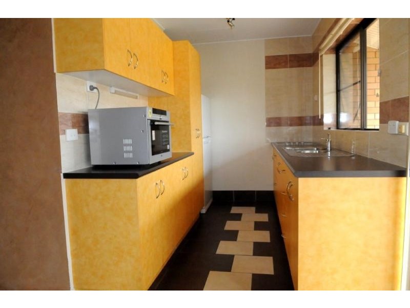 251 AUCKLAND STREET, Gladstone QLD 4680