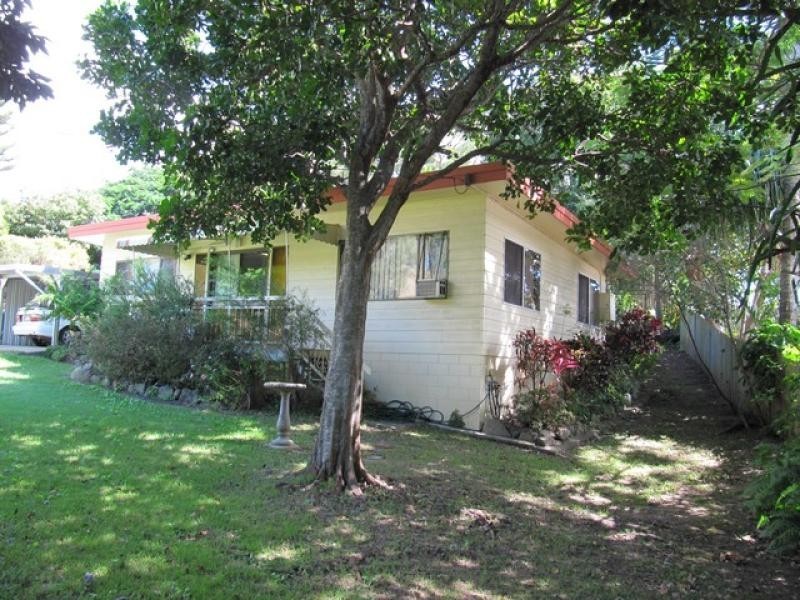 64 Fisher Street, Gladstone QLD 4680