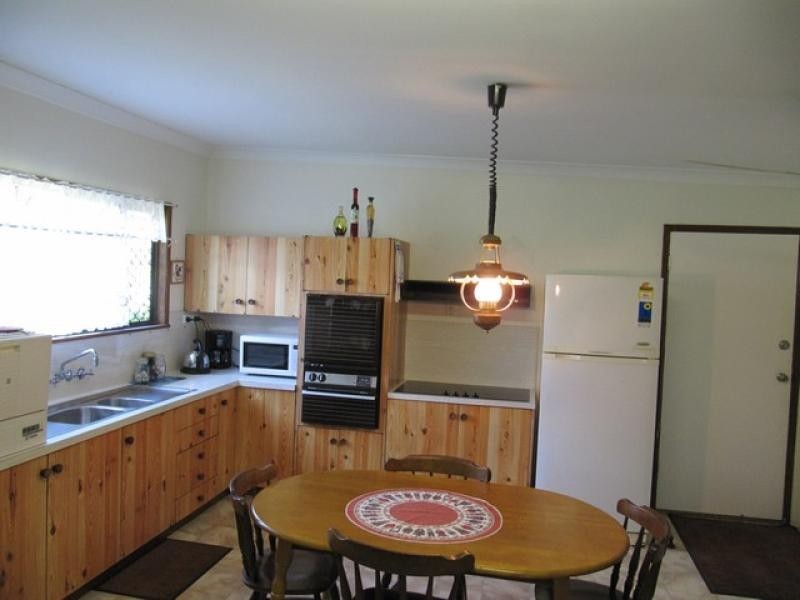 64 Fisher Street, Gladstone QLD 4680