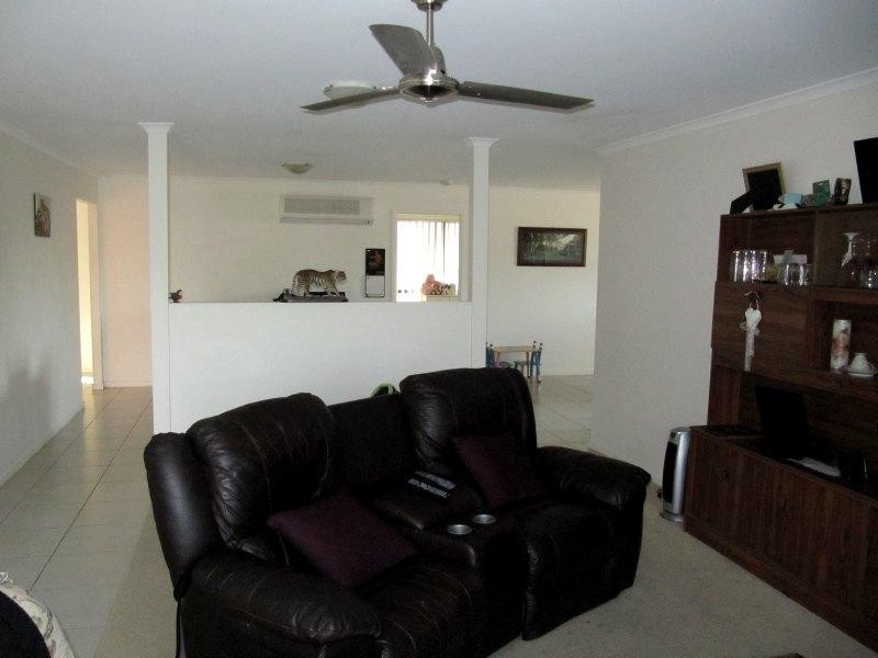 10 Bridgeman Place, Gladstone QLD 4680