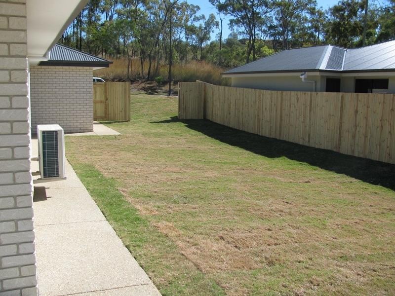 14 Oakdale Place, Gladstone QLD 4680