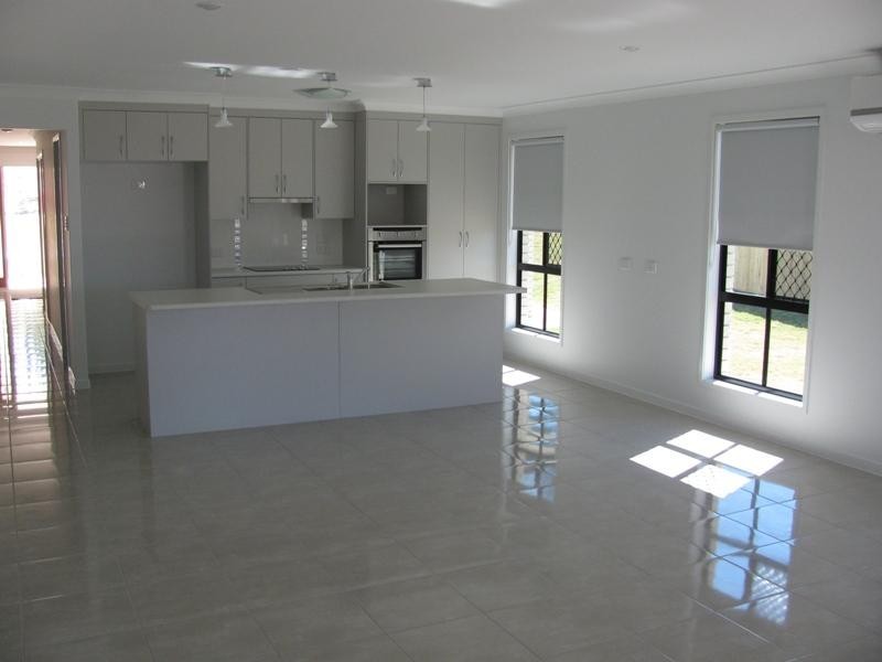 14 Oakdale Place, Gladstone QLD 4680