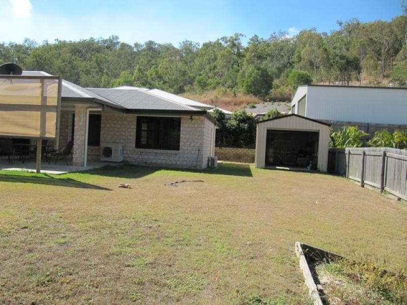 33 Southern cross Close, Gladstone QLD 4680