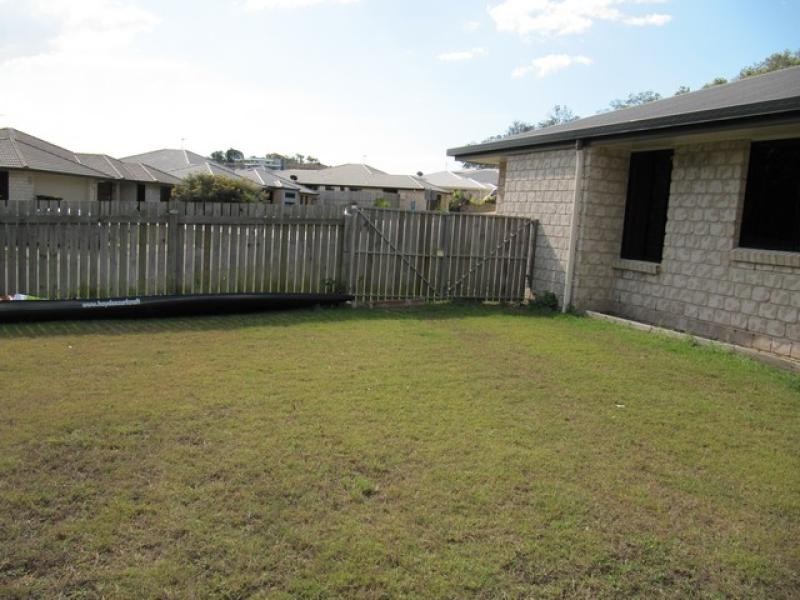 33 Southern cross Close, Gladstone QLD 4680