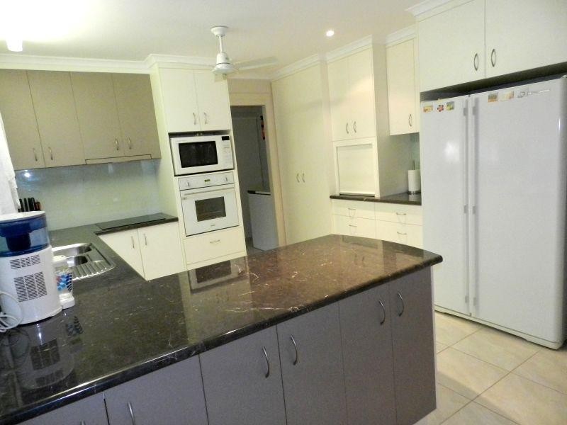 22 Reinaerhoff Cres, Gladstone QLD 4680