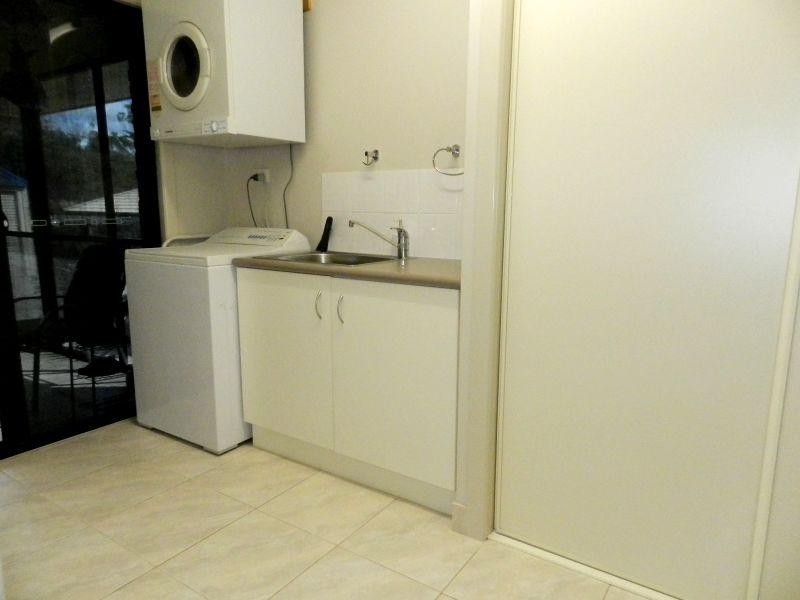 22 Reinaerhoff Cres, Gladstone QLD 4680