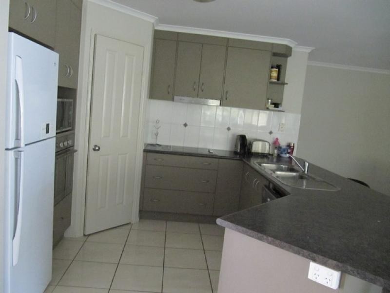 33 Southern Cross Close, Gladstone QLD 4680