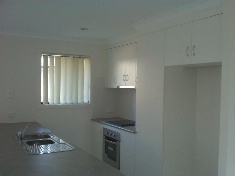 7 Giles Street, Gladstone QLD 4680