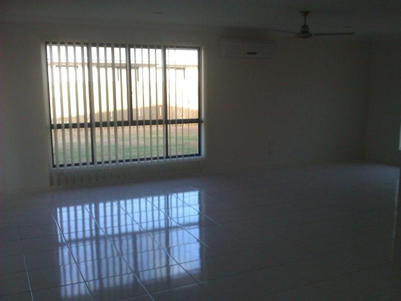 7 Giles Street, Gladstone QLD 4680