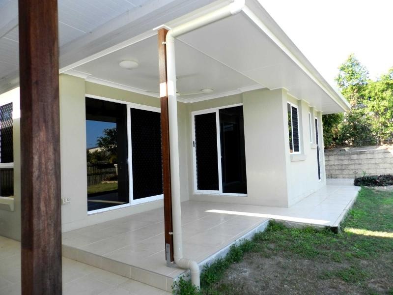 100 Penda Avenue, Gladstone QLD 4680