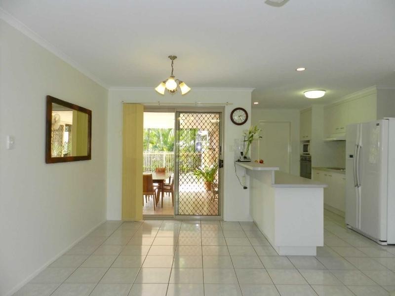 6 Lagoon Crt, Gladstone QLD 4680