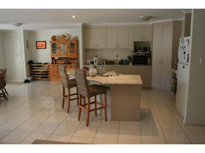 11 Bridgeman Place, Gladstone QLD 4680