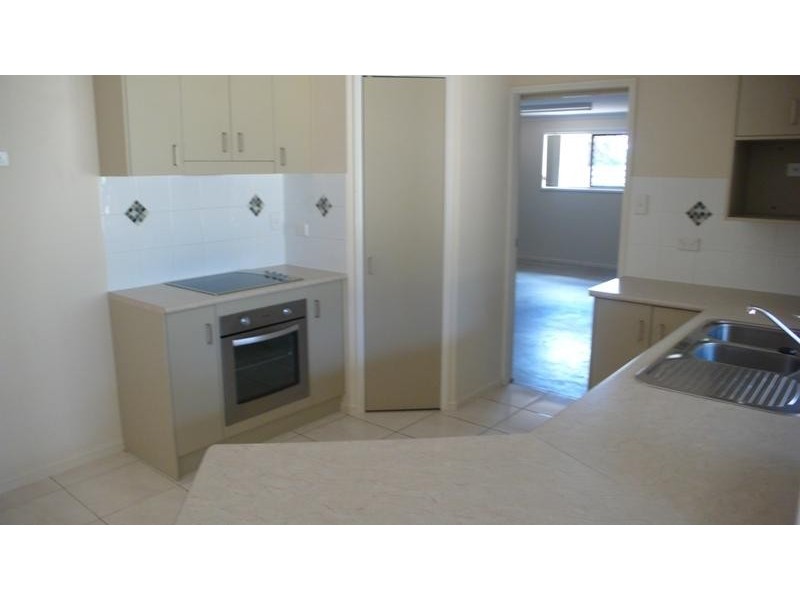 43 Clarance Drive, Gladstone QLD 4680