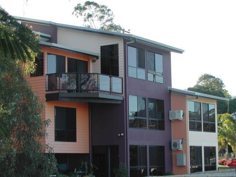 48 MALPAS STREET, Boyne Island QLD 4680