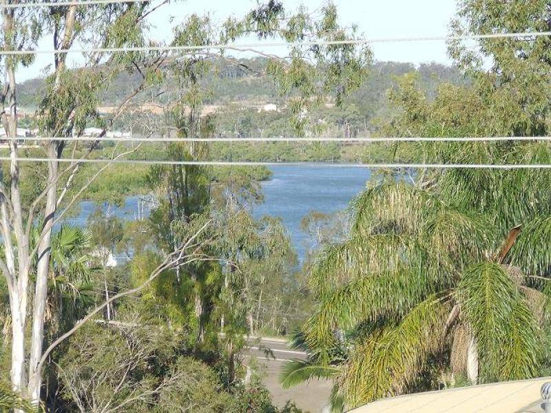 21 MARINA AVENUE, Boyne Island QLD 4680