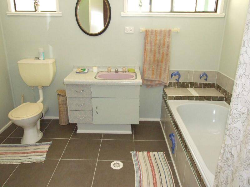 30 BILLS ROAD, Agnes Water QLD 4677