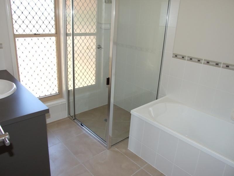 23 BAUHINIA STREET, Boyne Island QLD 4680