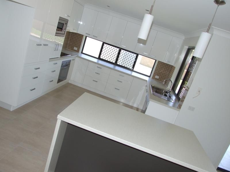 71 THE OAKS ROAD, Tannum Sands QLD 4680