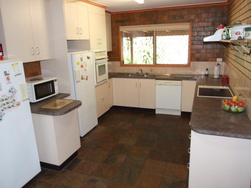 75 SILVERTON DRIVE, Tannum Sands QLD 4680