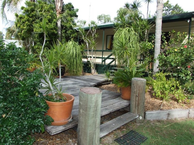 12 Ronpen Close, Tannum Sands QLD 4680