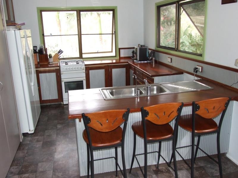 12 Ronpen Close, Tannum Sands QLD 4680