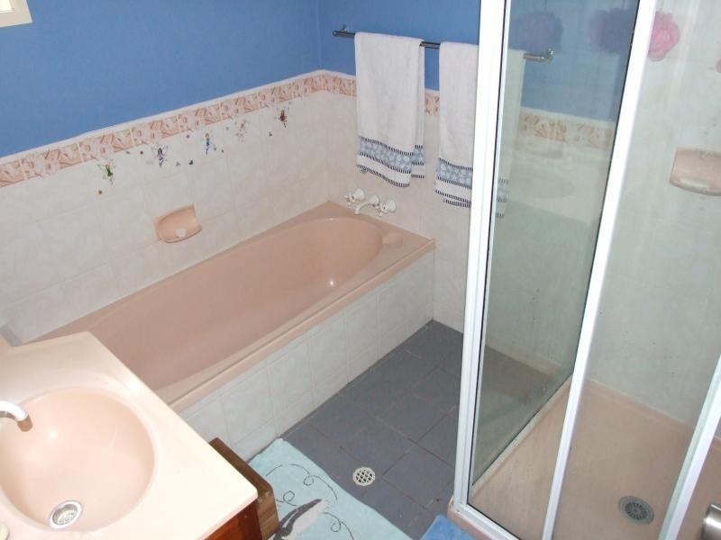 12 Ronpen Close, Tannum Sands QLD 4680