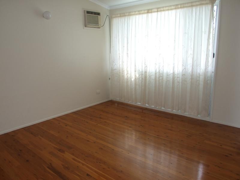 35 Edward Street, Boyne Island QLD 4680